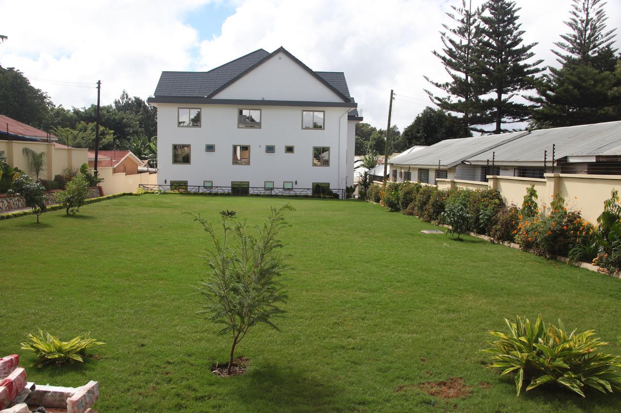 Merves Hotel Arusha Exterior foto