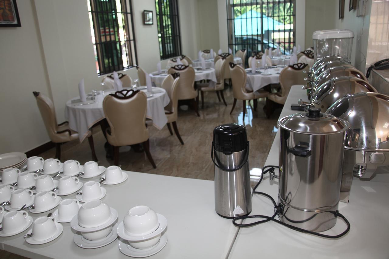 Merves Hotel Arusha Exterior foto